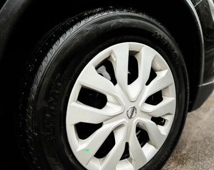 Черный Ниссан Rogue, объемом двигателя 2.49 л и пробегом 135 тыс. км за 15900 $, фото 5 на Automoto.ua