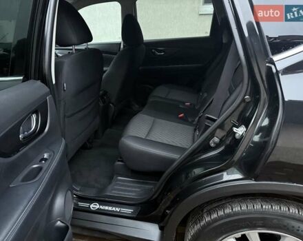 Черный Ниссан Rogue, объемом двигателя 2.49 л и пробегом 139 тыс. км за 14800 $, фото 25 на Automoto.ua