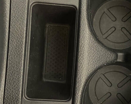 Черный Ниссан Rogue, объемом двигателя 2.49 л и пробегом 112 тыс. км за 16200 $, фото 18 на Automoto.ua