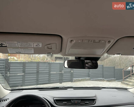 Черный Ниссан Rogue, объемом двигателя 2.5 л и пробегом 92 тыс. км за 16200 $, фото 48 на Automoto.ua