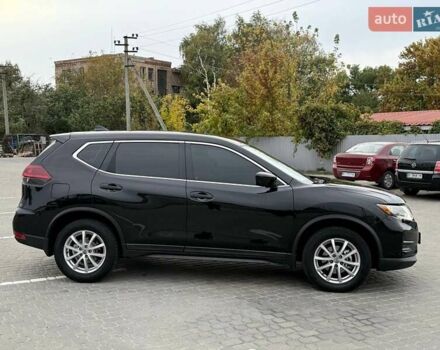 Черный Ниссан Rogue, объемом двигателя 2.49 л и пробегом 129 тыс. км за 13700 $, фото 7 на Automoto.ua