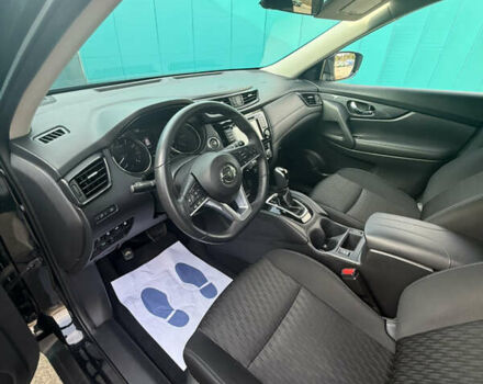 Черный Ниссан Rogue, объемом двигателя 2.49 л и пробегом 76 тыс. км за 15200 $, фото 8 на Automoto.ua