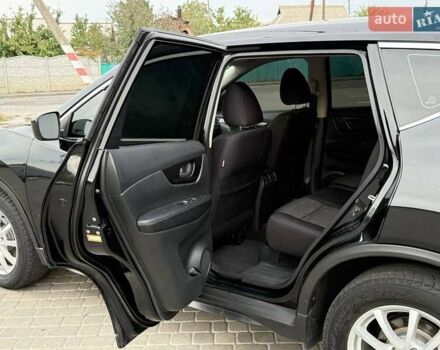 Черный Ниссан Rogue, объемом двигателя 2.49 л и пробегом 129 тыс. км за 13700 $, фото 45 на Automoto.ua