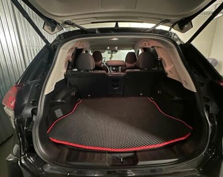 Черный Ниссан Rogue, объемом двигателя 2.49 л и пробегом 52 тыс. км за 16500 $, фото 9 на Automoto.ua