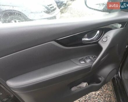 Черный Ниссан Rogue, объемом двигателя 2 л и пробегом 150 тыс. км за 12500 $, фото 9 на Automoto.ua