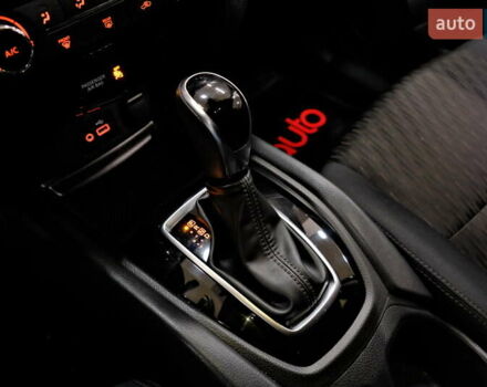 Чорний Ніссан Rogue, об'ємом двигуна 2.5 л та пробігом 79 тис. км за 15700 $, фото 46 на Automoto.ua