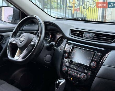 Черный Ниссан Rogue, объемом двигателя 2.49 л и пробегом 143 тыс. км за 17499 $, фото 42 на Automoto.ua