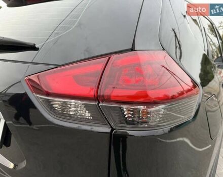 Черный Ниссан Rogue, объемом двигателя 2.49 л и пробегом 129 тыс. км за 13700 $, фото 17 на Automoto.ua