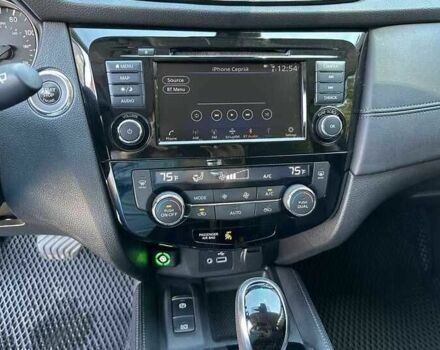 Черный Ниссан Rogue, объемом двигателя 2.5 л и пробегом 64 тыс. км за 13300 $, фото 12 на Automoto.ua