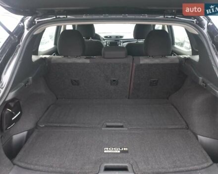 Черный Ниссан Rogue, объемом двигателя 2 л и пробегом 150 тыс. км за 12500 $, фото 12 на Automoto.ua
