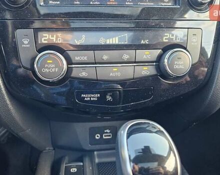 Черный Ниссан Rogue, объемом двигателя 2.49 л и пробегом 104 тыс. км за 21500 $, фото 26 на Automoto.ua