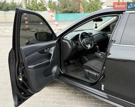 Черный Ниссан Rogue, объемом двигателя 2.49 л и пробегом 129 тыс. км за 13700 $, фото 26 на Automoto.ua