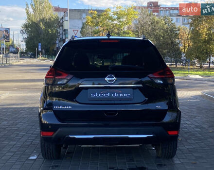 Черный Ниссан Rogue, объемом двигателя 2.49 л и пробегом 112 тыс. км за 16200 $, фото 3 на Automoto.ua