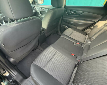 Черный Ниссан Rogue, объемом двигателя 2.49 л и пробегом 76 тыс. км за 15200 $, фото 12 на Automoto.ua