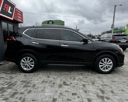 Черный Ниссан Rogue, объемом двигателя 2.5 л и пробегом 123 тыс. км за 16600 $, фото 2 на Automoto.ua