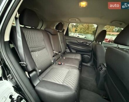 Черный Ниссан Rogue, объемом двигателя 2.49 л и пробегом 129 тыс. км за 13700 $, фото 52 на Automoto.ua