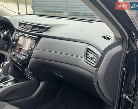 Черный Ниссан Rogue, объемом двигателя 2.5 л и пробегом 92 тыс. км за 16200 $, фото 32 на Automoto.ua