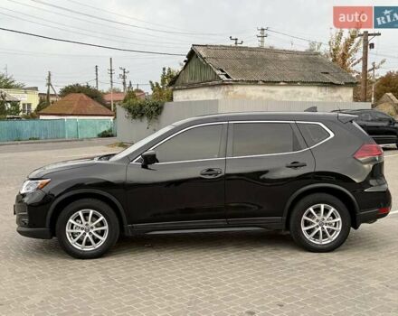Черный Ниссан Rogue, объемом двигателя 2.49 л и пробегом 129 тыс. км за 13700 $, фото 5 на Automoto.ua