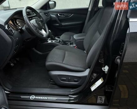 Черный Ниссан Rogue, объемом двигателя 2.49 л и пробегом 139 тыс. км за 14800 $, фото 20 на Automoto.ua