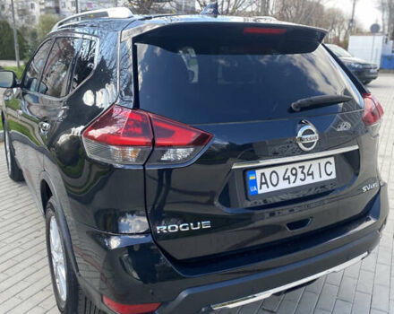 Черный Ниссан Rogue, объемом двигателя 2.49 л и пробегом 163 тыс. км за 15499 $, фото 6 на Automoto.ua