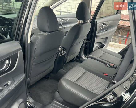 Черный Ниссан Rogue, объемом двигателя 2.5 л и пробегом 92 тыс. км за 16200 $, фото 35 на Automoto.ua