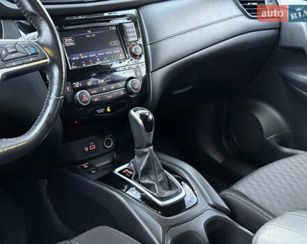 Черный Ниссан Rogue, объемом двигателя 2.49 л и пробегом 143 тыс. км за 17499 $, фото 39 на Automoto.ua