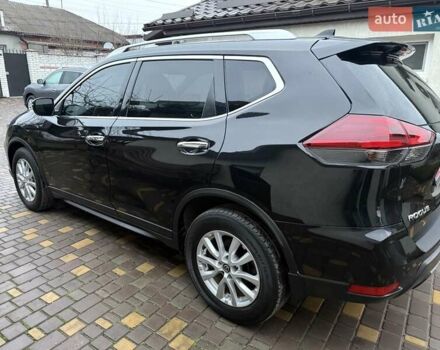 Черный Ниссан Rogue, объемом двигателя 2.49 л и пробегом 139 тыс. км за 14800 $, фото 13 на Automoto.ua