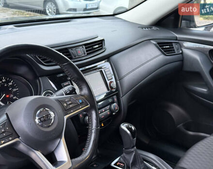Черный Ниссан Rogue, объемом двигателя 2.49 л и пробегом 143 тыс. км за 17499 $, фото 23 на Automoto.ua