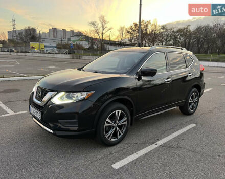 Черный Ниссан Rogue, объемом двигателя 2.49 л и пробегом 79 тыс. км за 18500 $, фото 1 на Automoto.ua
