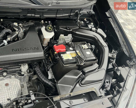 Черный Ниссан Rogue, объемом двигателя 2.5 л и пробегом 92 тыс. км за 16200 $, фото 42 на Automoto.ua