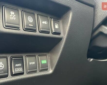 Черный Ниссан Rogue, объемом двигателя 2.49 л и пробегом 96 тыс. км за 16800 $, фото 2 на Automoto.ua