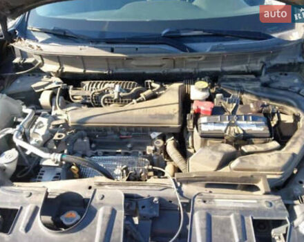 Черный Ниссан Rogue, объемом двигателя 2.5 л и пробегом 138 тыс. км за 11000 $, фото 5 на Automoto.ua