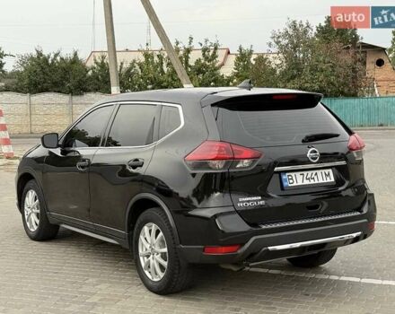 Черный Ниссан Rogue, объемом двигателя 2.49 л и пробегом 129 тыс. км за 13700 $, фото 6 на Automoto.ua