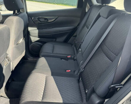 Черный Ниссан Rogue, объемом двигателя 2.49 л и пробегом 89 тыс. км за 14700 $, фото 15 на Automoto.ua