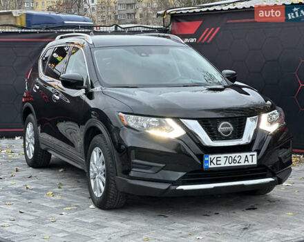 Черный Ниссан Rogue, объемом двигателя 2.49 л и пробегом 139 тыс. км за 17900 $, фото 2 на Automoto.ua
