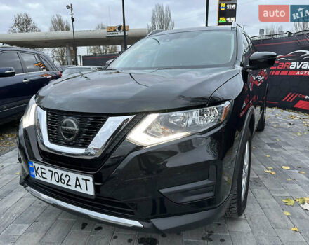 Черный Ниссан Rogue, объемом двигателя 2.49 л и пробегом 139 тыс. км за 17900 $, фото 6 на Automoto.ua