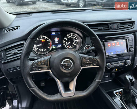 Черный Ниссан Rogue, объемом двигателя 2.49 л и пробегом 139 тыс. км за 17900 $, фото 13 на Automoto.ua