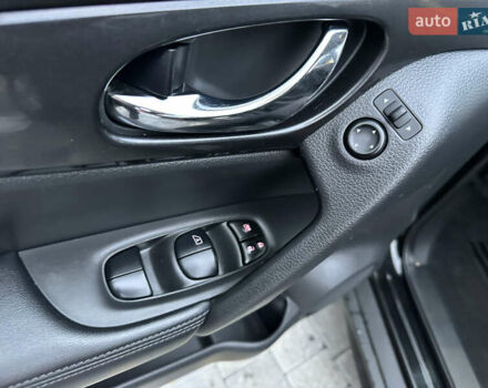 Черный Ниссан Rogue, объемом двигателя 2.49 л и пробегом 139 тыс. км за 17900 $, фото 18 на Automoto.ua