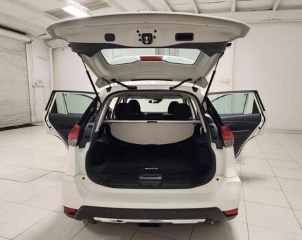 Черный Ниссан Rogue, объемом двигателя 2.5 л и пробегом 63 тыс. км за 14000 $, фото 3 на Automoto.ua