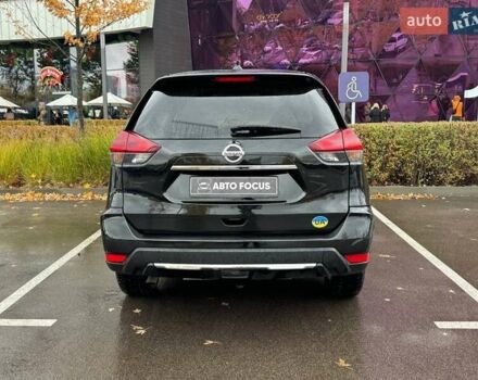 Черный Ниссан Rogue, объемом двигателя 2.49 л и пробегом 109 тыс. км за 16490 $, фото 6 на Automoto.ua