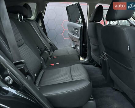 Черный Ниссан Rogue, объемом двигателя 2.49 л и пробегом 139 тыс. км за 17900 $, фото 22 на Automoto.ua