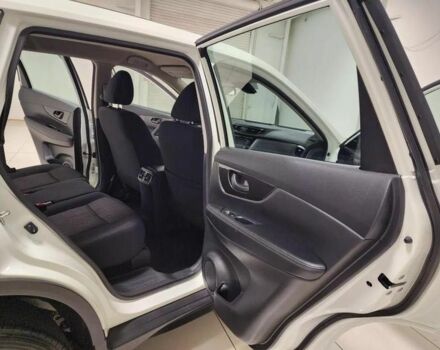 Черный Ниссан Rogue, объемом двигателя 2.5 л и пробегом 63 тыс. км за 14000 $, фото 17 на Automoto.ua