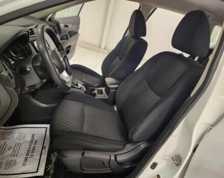 Черный Ниссан Rogue, объемом двигателя 2.5 л и пробегом 63 тыс. км за 14000 $, фото 14 на Automoto.ua