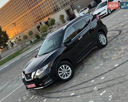 Черный Ниссан Rogue, объемом двигателя 2.5 л и пробегом 188 тыс. км за 15999 $, фото 2 на Automoto.ua