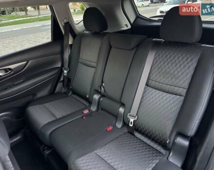 Черный Ниссан Rogue, объемом двигателя 2.5 л и пробегом 188 тыс. км за 15999 $, фото 21 на Automoto.ua