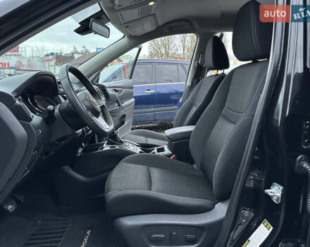 Черный Ниссан Rogue, объемом двигателя 2.49 л и пробегом 139 тыс. км за 17900 $, фото 10 на Automoto.ua