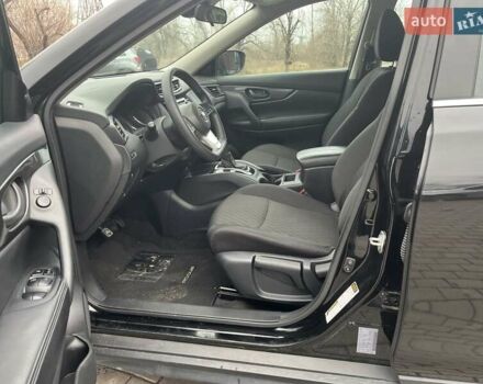 Чорний Ніссан Rogue, об'ємом двигуна 2.49 л та пробігом 141 тис. км за 14400 $, фото 8 на Automoto.ua