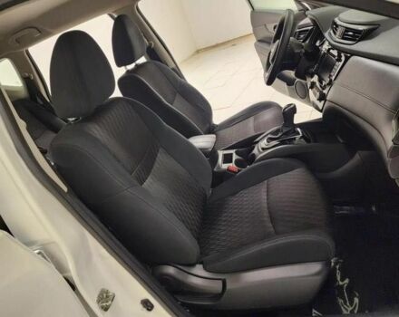 Черный Ниссан Rogue, объемом двигателя 2.5 л и пробегом 63 тыс. км за 14000 $, фото 11 на Automoto.ua