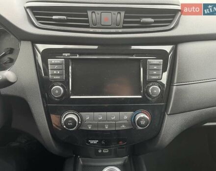 Чорний Ніссан Rogue, об'ємом двигуна 2.49 л та пробігом 141 тис. км за 14400 $, фото 11 на Automoto.ua