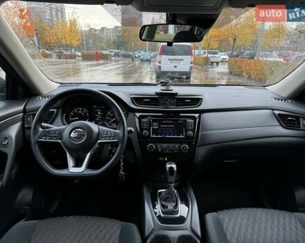 Черный Ниссан Rogue, объемом двигателя 2.49 л и пробегом 109 тыс. км за 16490 $, фото 20 на Automoto.ua